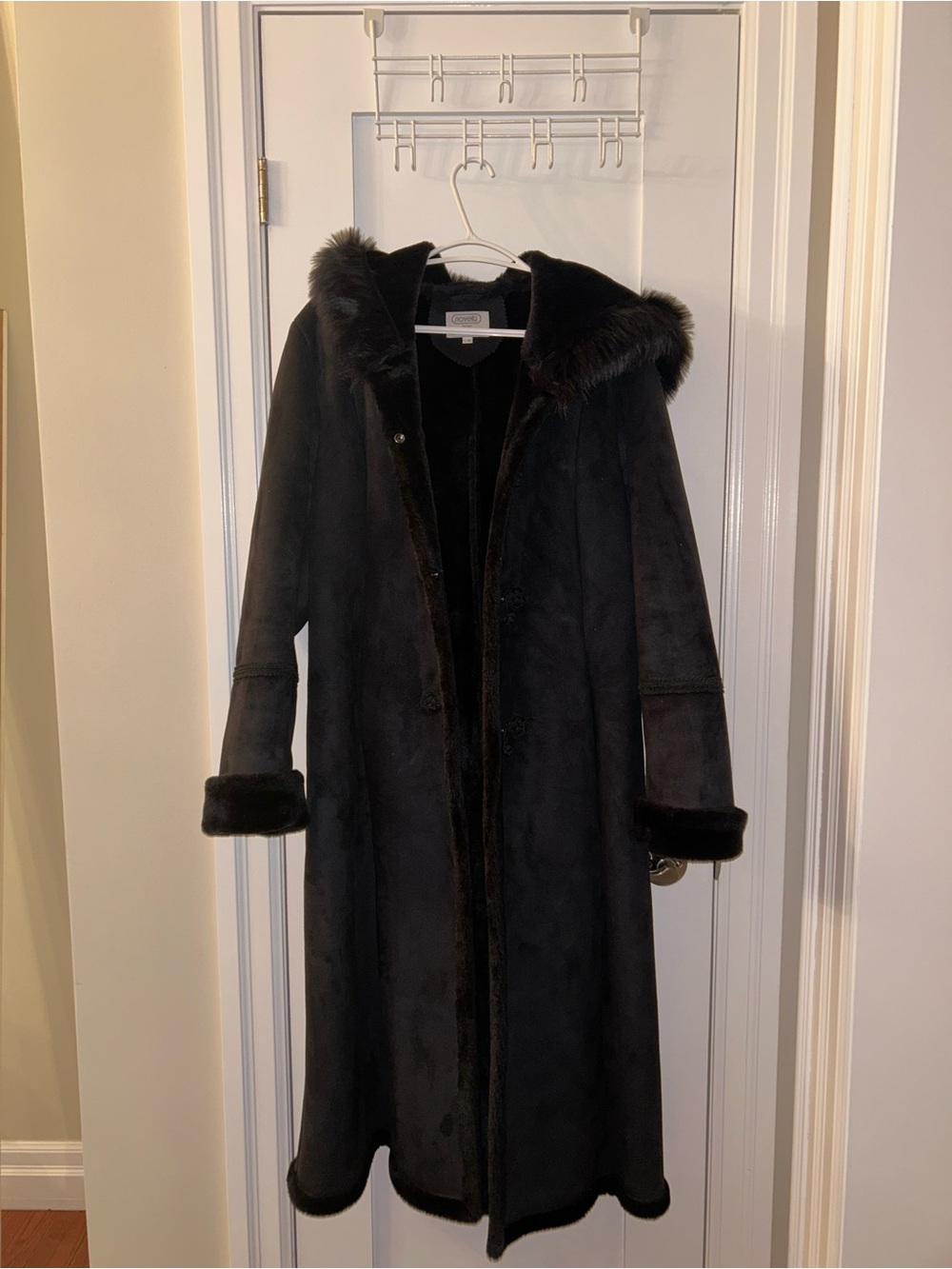 Classic Black Shearling Long Coat with Hood - Women